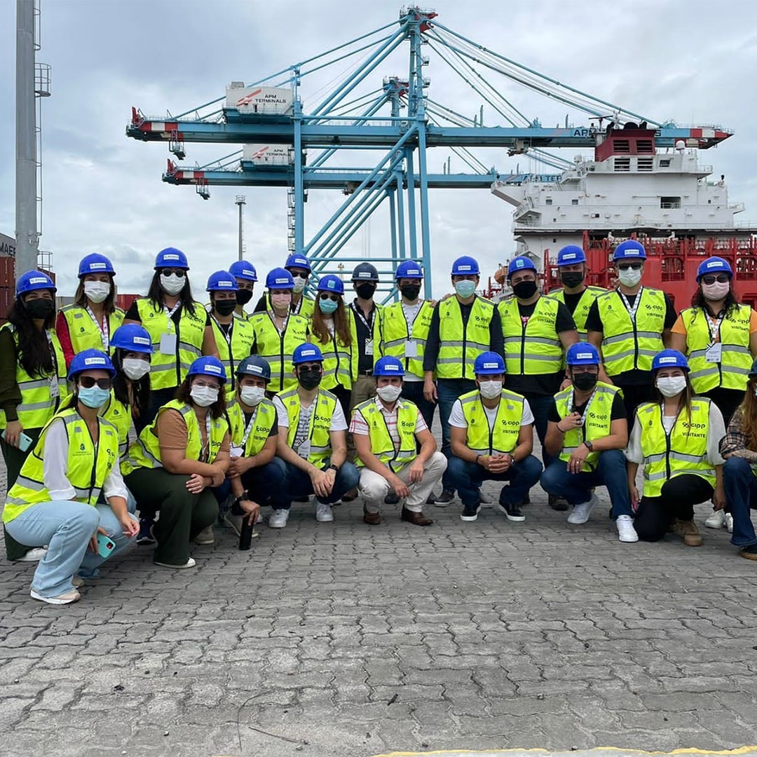 Membros da CDL Jovem conhecem o centro de distribuição da Pague Menos, o Complexo do Pecém e realizam 9 visitas técnicas em empresas do Ceará
