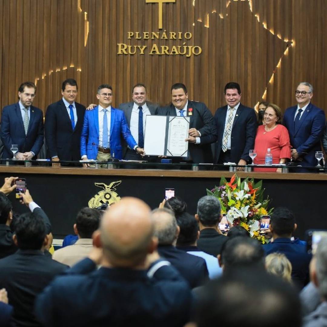 Secretário da Seminf, Renato Magalhães é agraciado na ALEAM com a Medalha Ruy Araújo